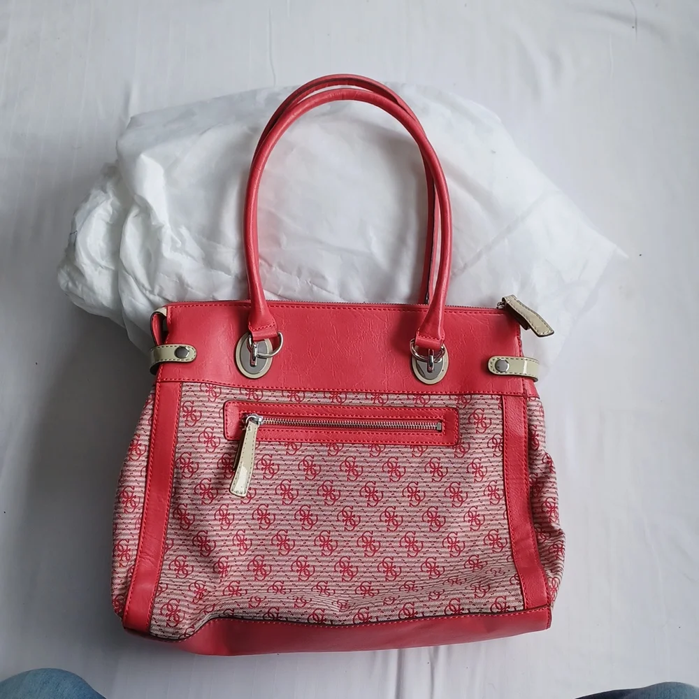 Guess Coral Logo Fabric/Faux Leather Shoulder Bag - Picture 10 of 14